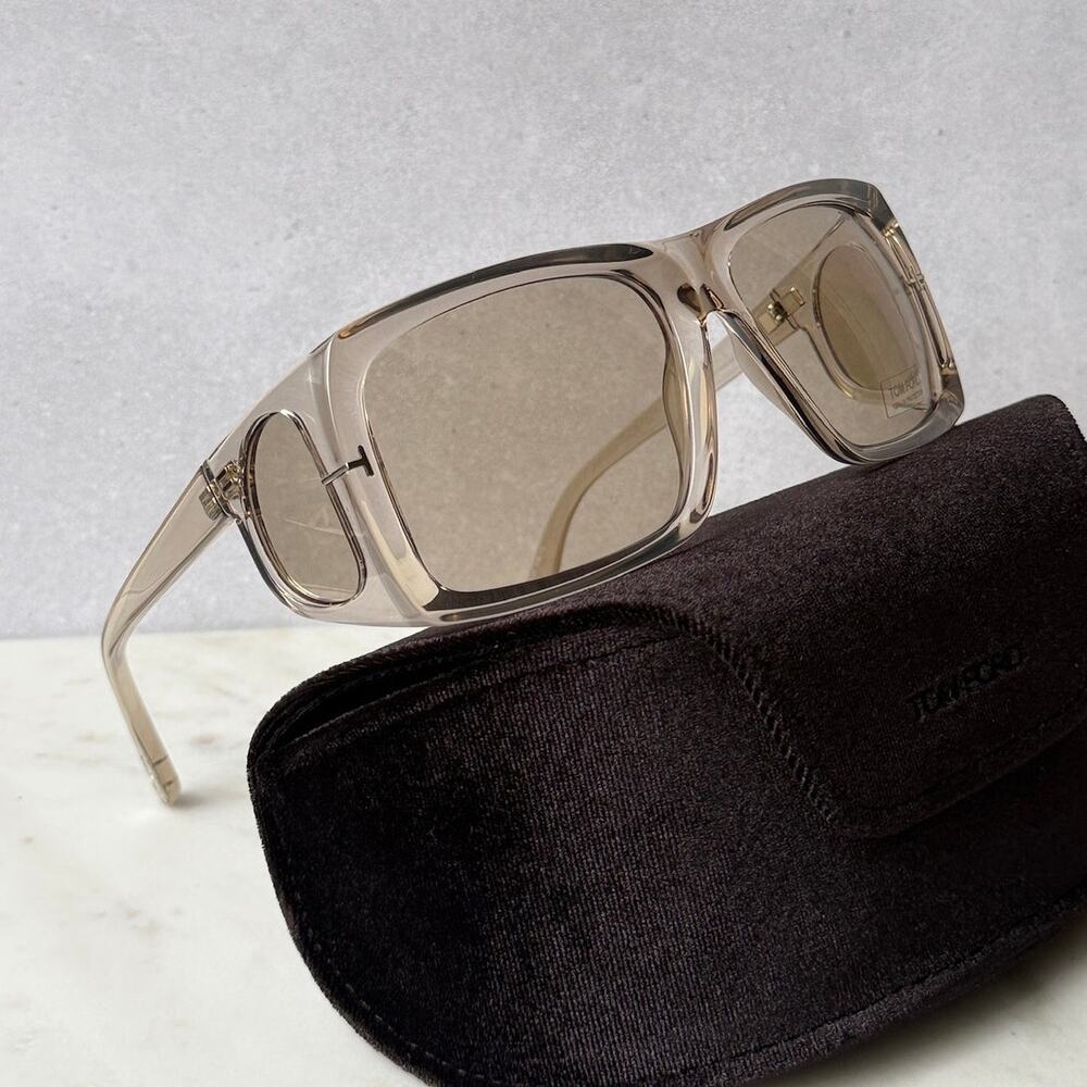 NEW Tom Ford FT0730 Rizzo Rectangular Sunglasses in Grey